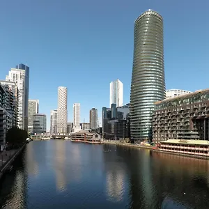 Stayinn Canary Wharf Апартаменты Лондон